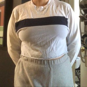 Brandy Melville long-sleeve. O/S